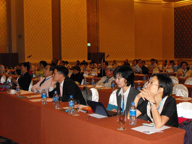 ภาพบรรยากาศการประชุมวิชาการกลางปี 2556 ครั้งที่ 11 (ศุกร์ที่ 5 กรกฏาคม 2556)